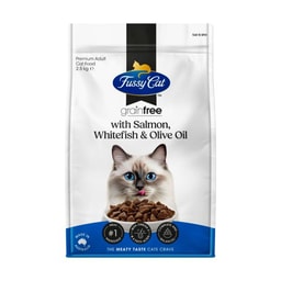 Fussy Cat Grain Free Adult Dry Cat Food With Salmon Whitefish & Olive Oil | 2.5kg