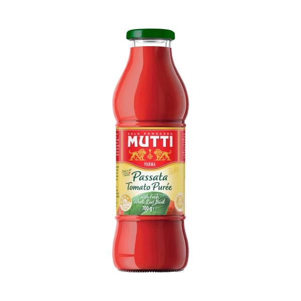 Mutti Tomato Passata with Basil | 700g