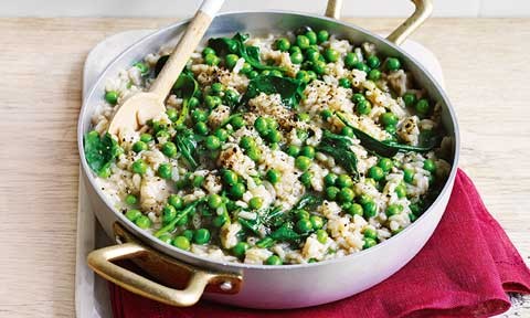 Easiest-ever spinach and pea risotto