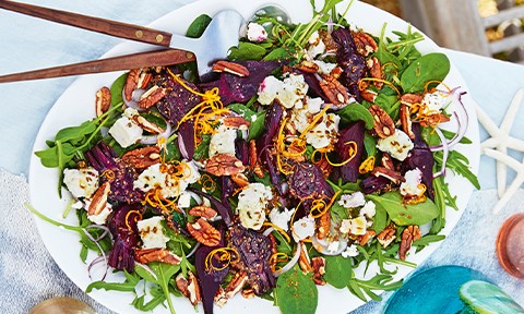 Beetroot salad with cumin and orange dressing