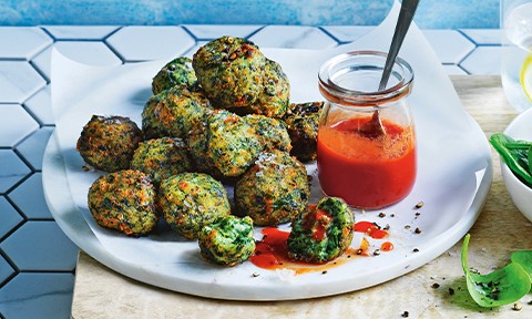 Stephanie Alexander’s Spinach and sourdough fritters