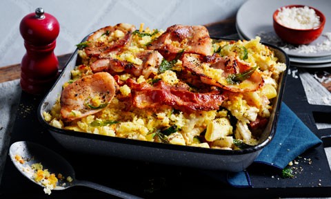 Chicken and bacon pasta bake