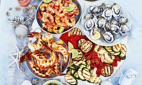 Hot and cold seafood grazing platter