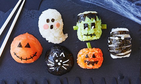 Six different spooky sushi balls