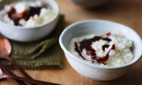 Two bowls of quine rice pudding