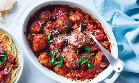 Pork meatballs in tomato sauce with pasta