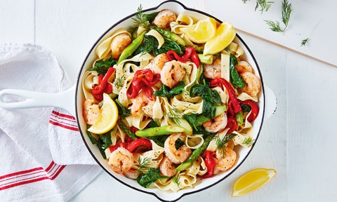 Garlic prawn and asparagus tagliatelle with capsicum and spinach