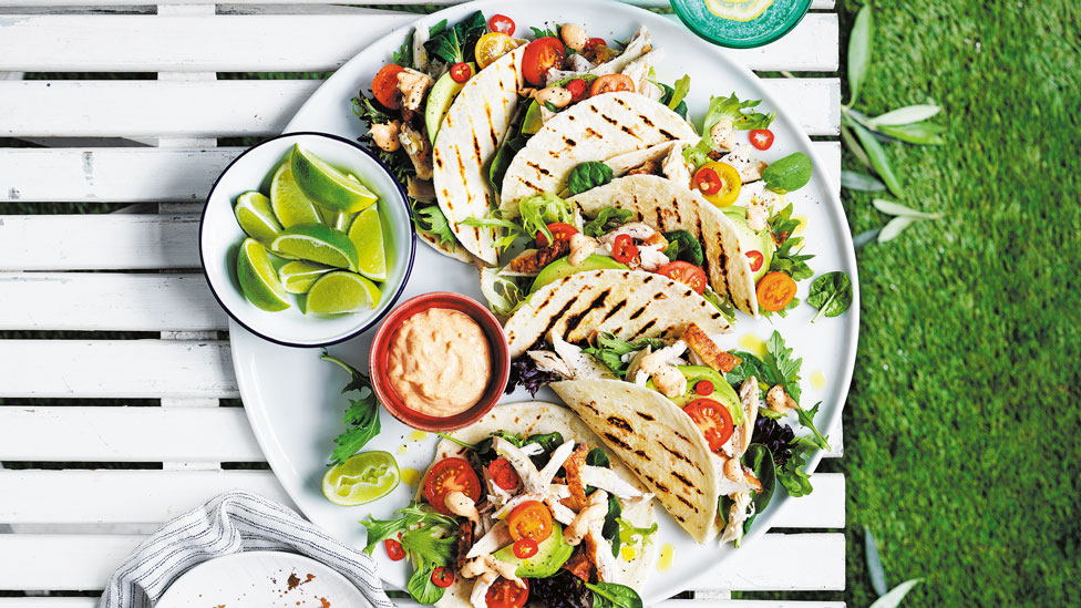 Four chicken tortillas with lemon aioli