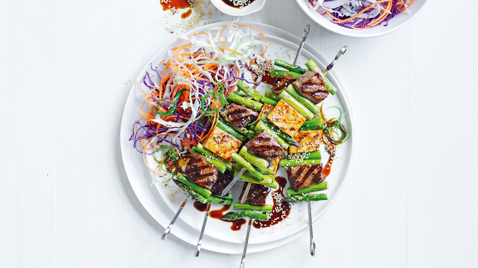 Six teriyaki beef, tofu and asparagus skewers