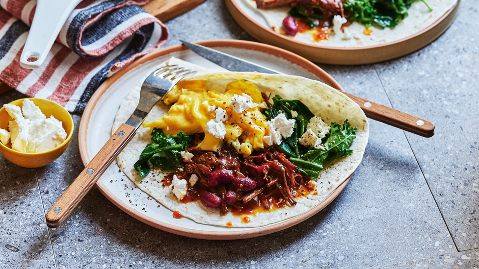 Apr25-Beef-brisket-and-scrambled-egg-brekfast-burritos