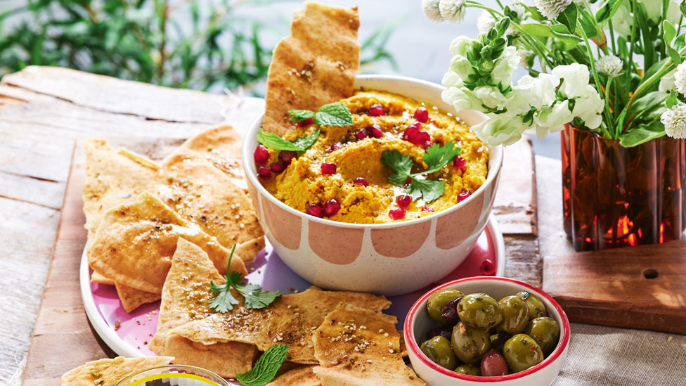 Spiced carrot hommus 