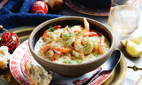 Creamy prawns with fennel and herbs