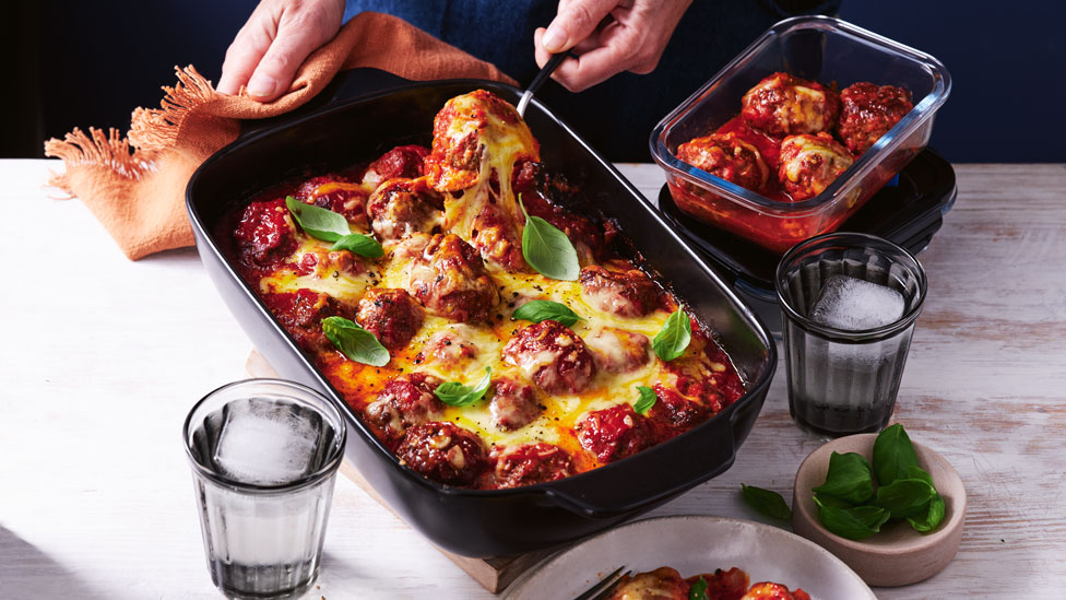 Herb and cheese meatballs