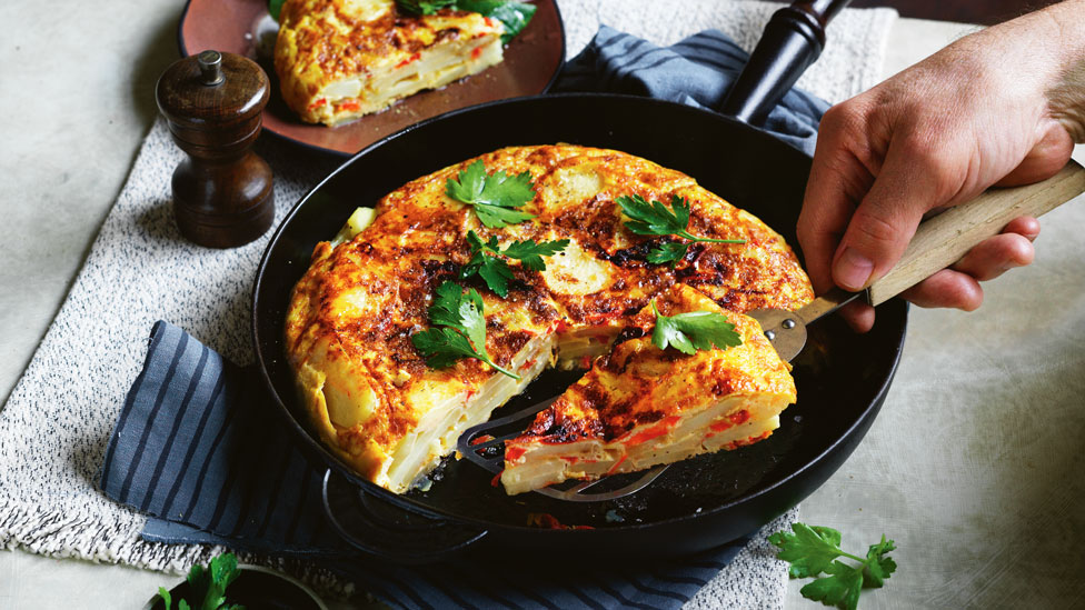 Dairy-free potato and capsicum Spanish omelette 