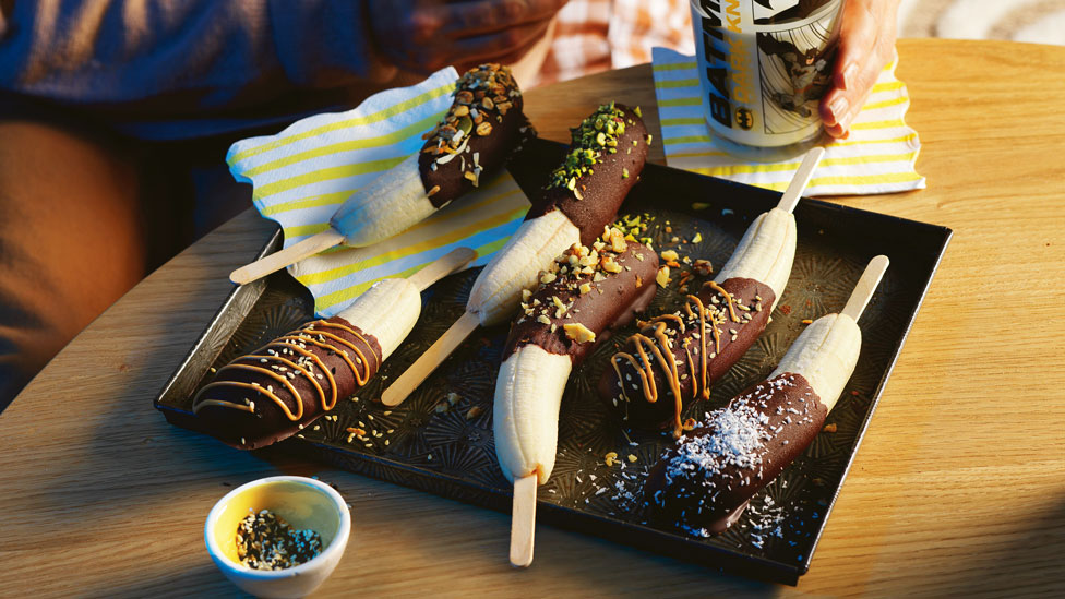 Frozen banana pops