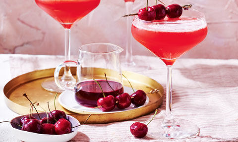 Cherry amaretto sour