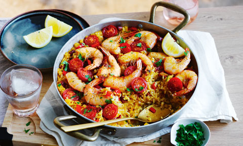 Smoky prawn and chorizo paella