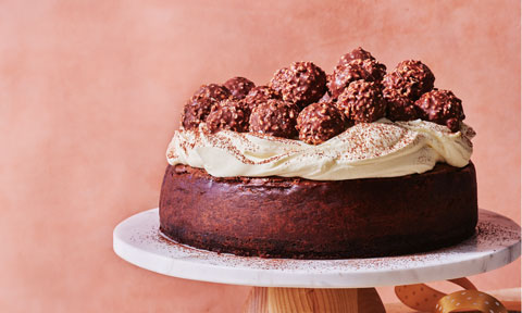 Choc-hazelnut baked cheesecake