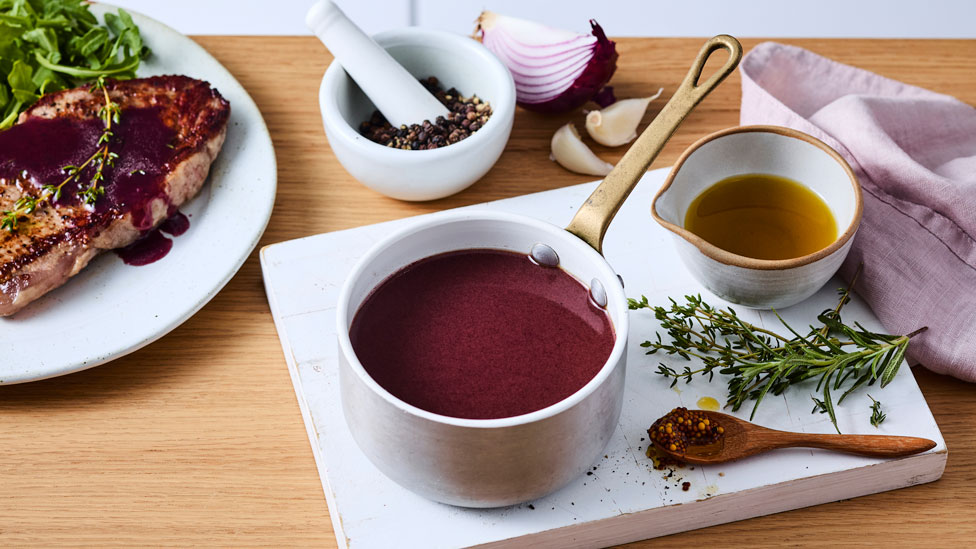 Red wine jus for steak