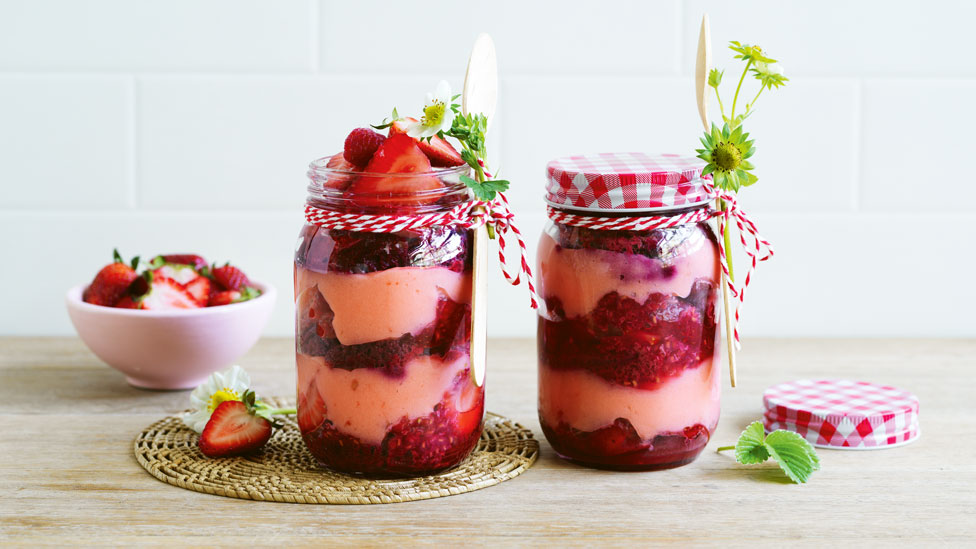 Strawberry pudding trifle jars