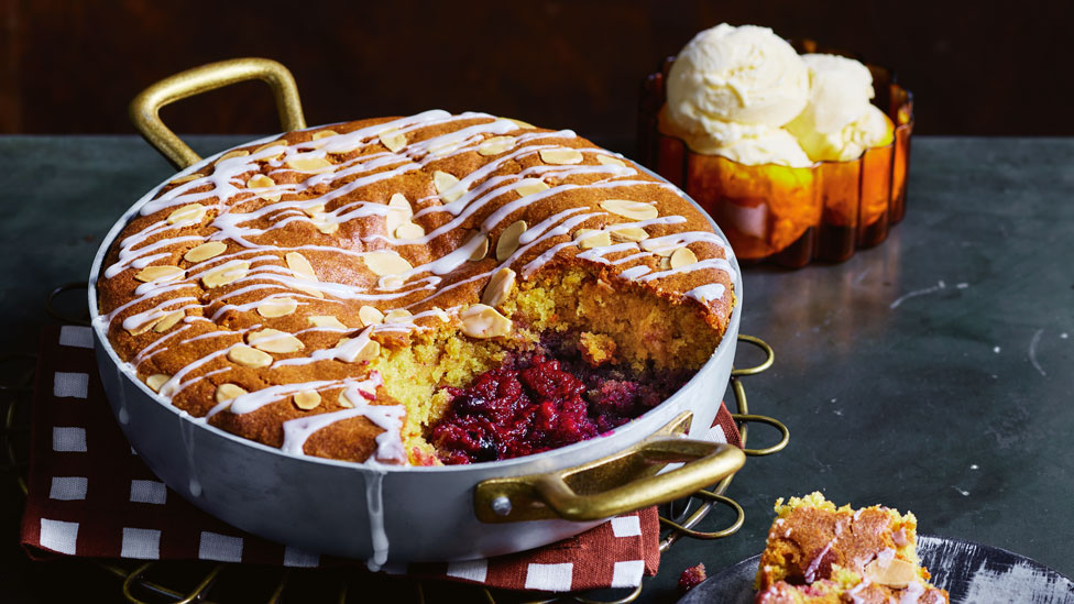 Almond and berry bakewell tart pudding