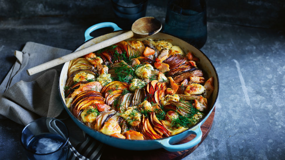 Creamy potato bake with salmon