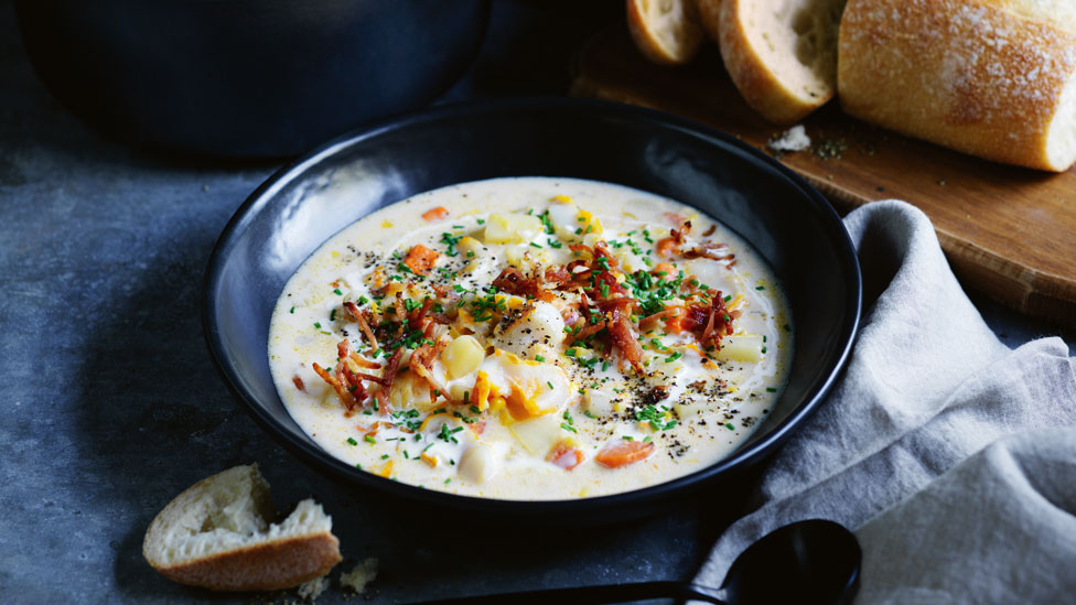 Smoked cod, leek and corn chowder