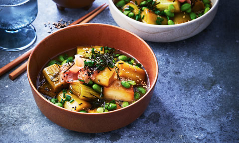 Miso-braised leeks with edamame-image