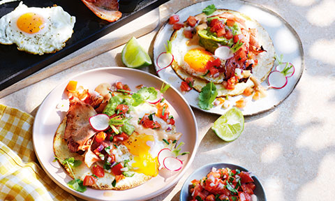 Bacon and egg breakfast tacos
