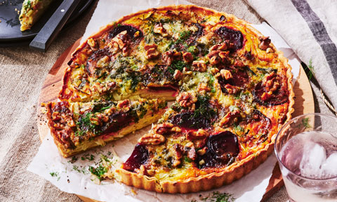 Beetroot, blue cheese and fennel tart