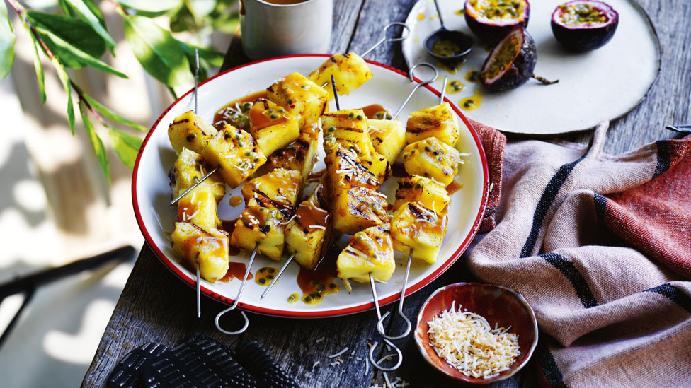 bbq pineapple with coconut caramel sauce