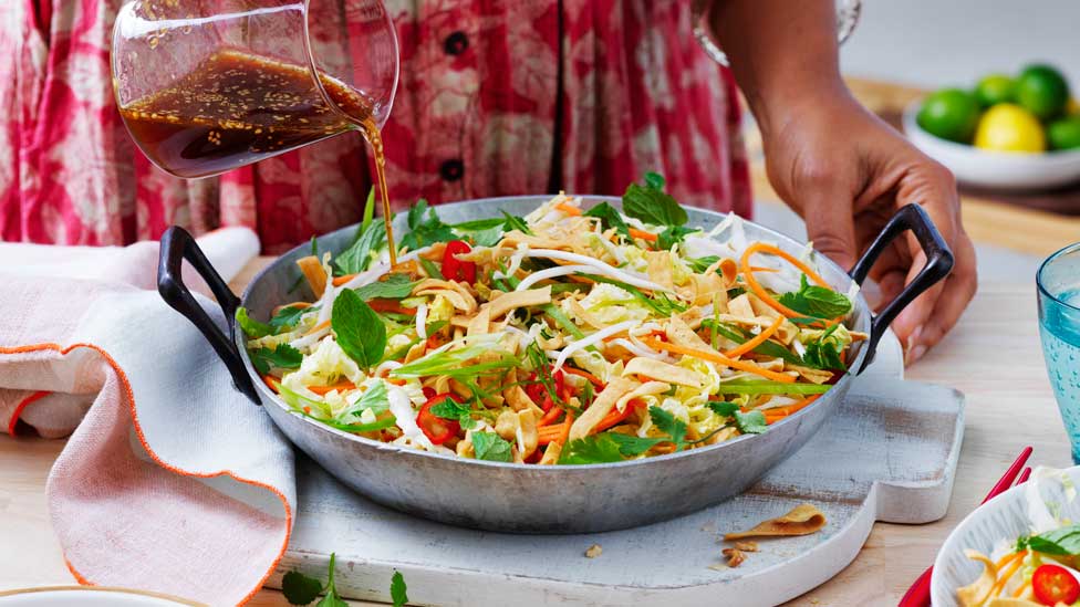 Crispy noodle salad