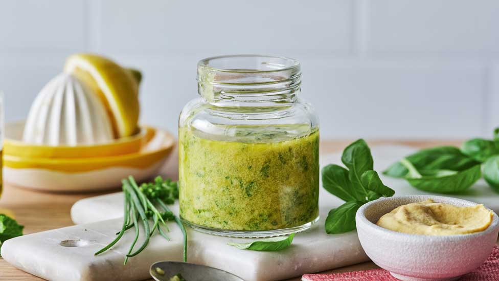 lemon and herb dressing