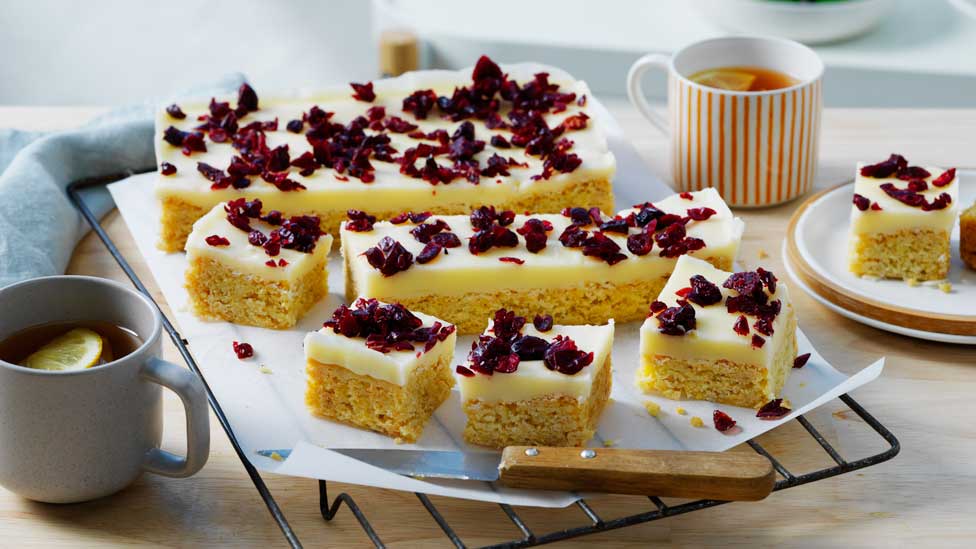 Lemon and oat Slice