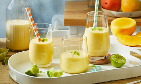 Spiced Mango Lassi Smoothie Recipe - Dole® Sunshine