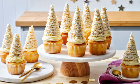 White Christmas cupcakes