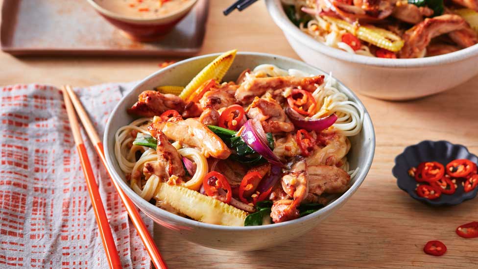 Chicken satay noodles