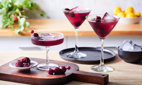 Black cat cocktail