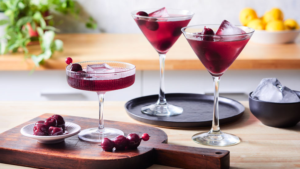 Black cat cocktail