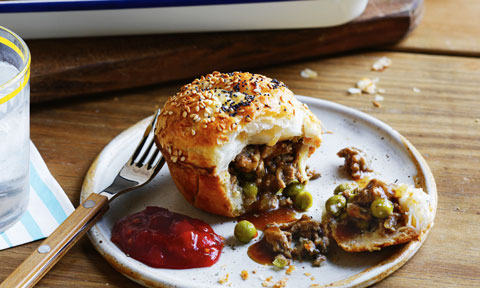 Mini lamb and rosemary pies