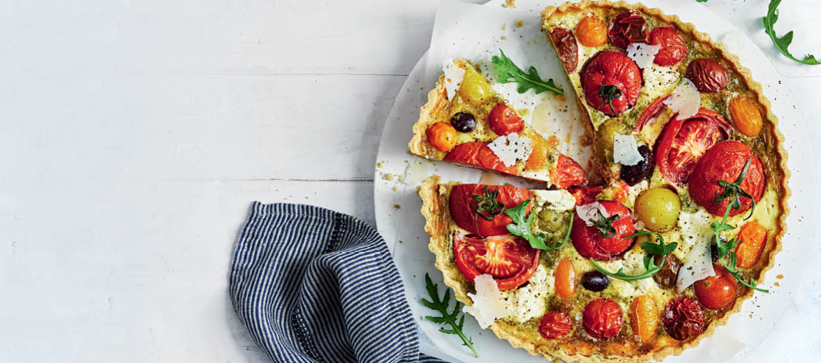 Sliced mangoes on crostini 