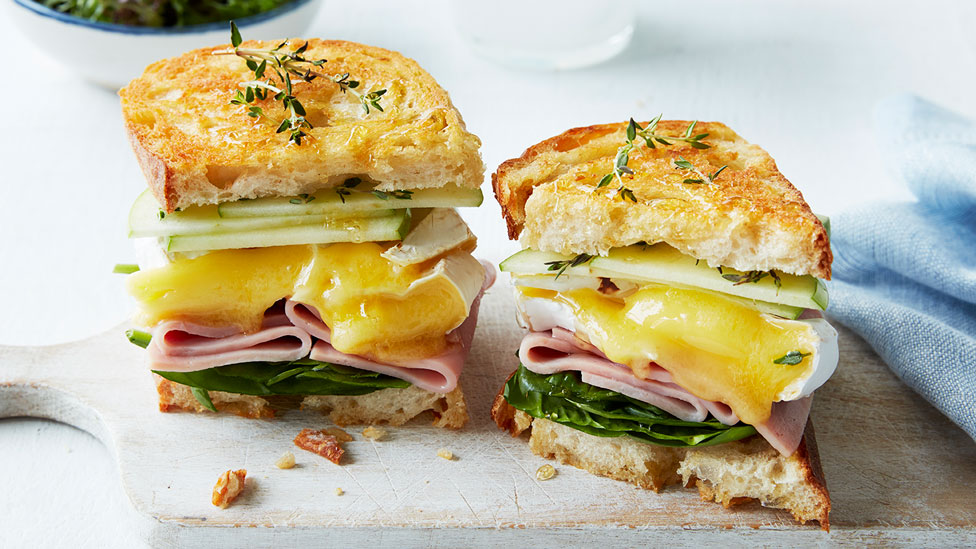 Apple, brie and honey ham panini