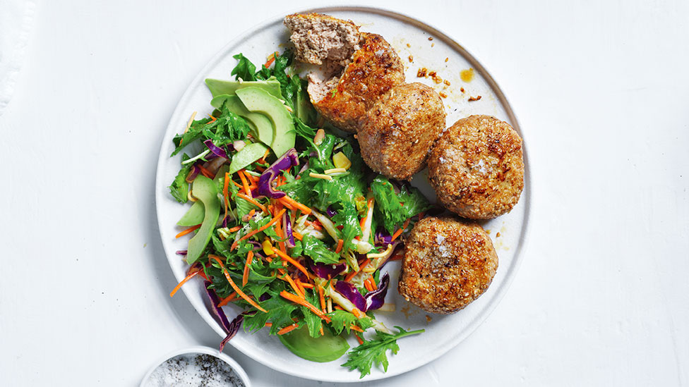 Sesame-crusted turkey rissoles with Asian-style salad