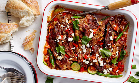 Braised tomato lamb chops with fetta