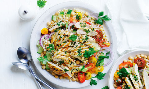 Couscous and chickpea salad with chicken