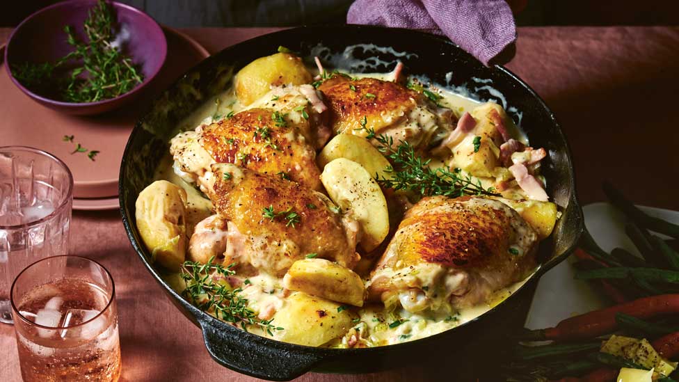 French-style apple and chicken skillet bake
