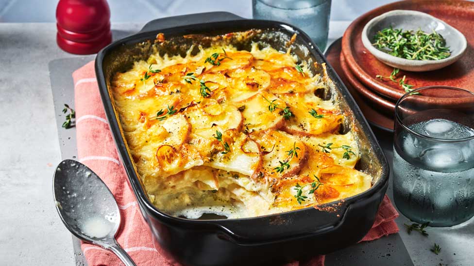 Leek and thyme potato bake