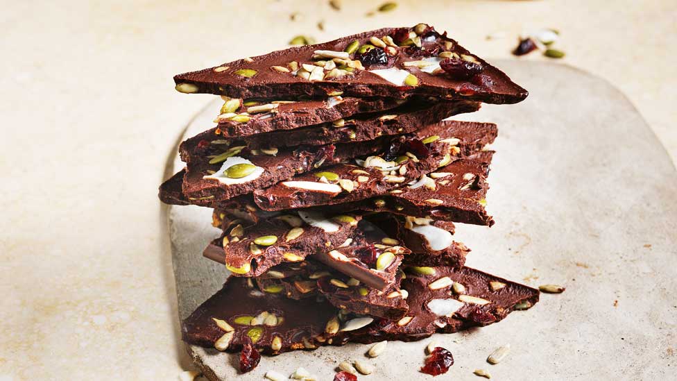 Choc fruit and seed bark