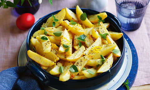 Greek-style lemon potatoes 