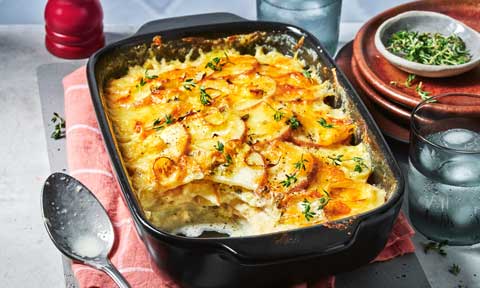 Leek and thyme potato bake